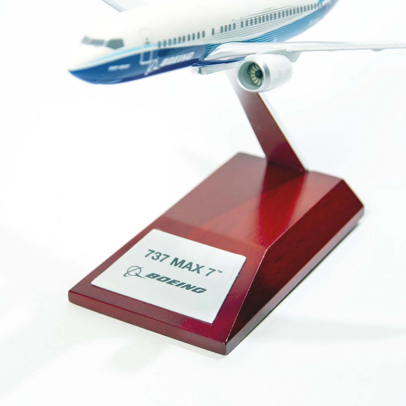 Boeing Unified 737 MAX 7 1:200 Model - Image 5