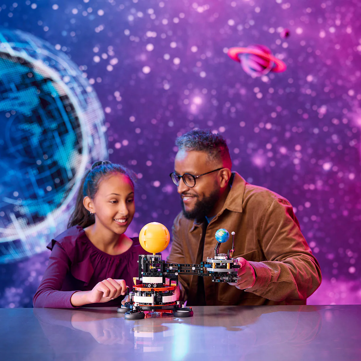 LEGO® Planet Earth and Moon in Orbit - Image 3